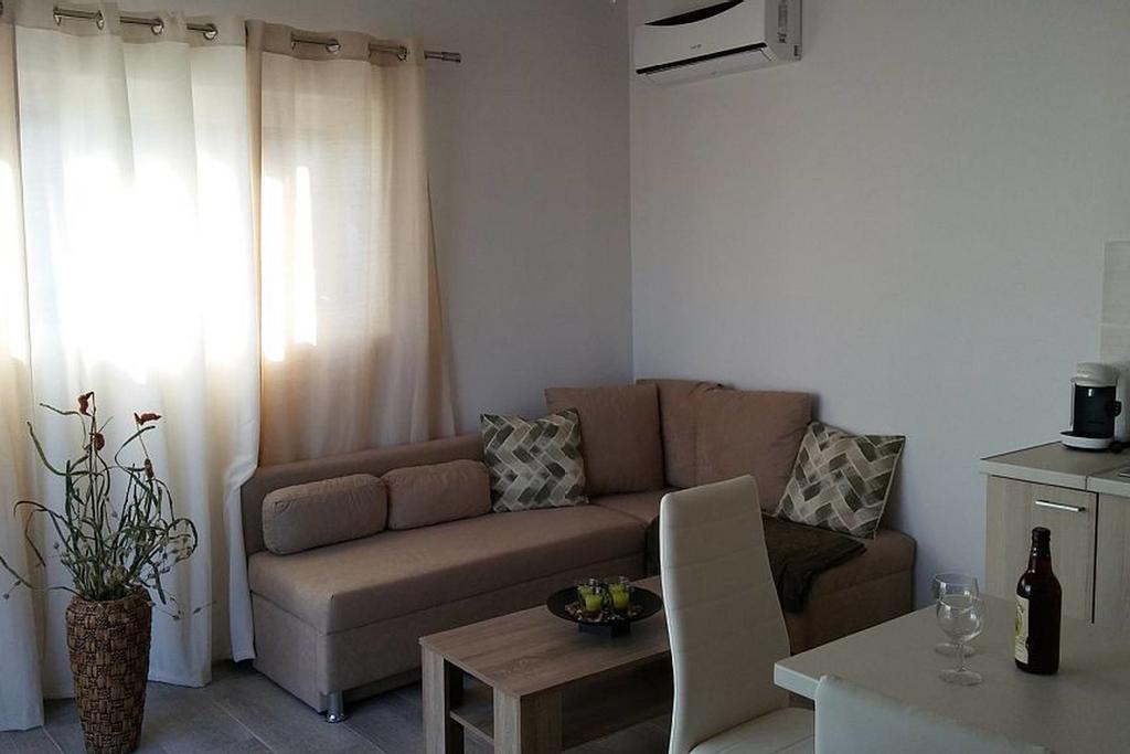 Nianthy Apartments Faliraki Exterior photo